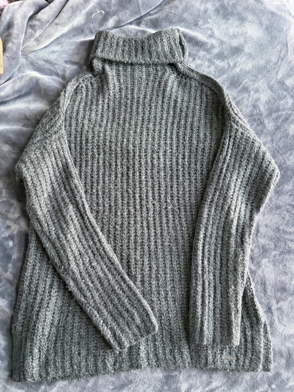 Abercrombie & Fitch Gray Chunky Knit Sweater